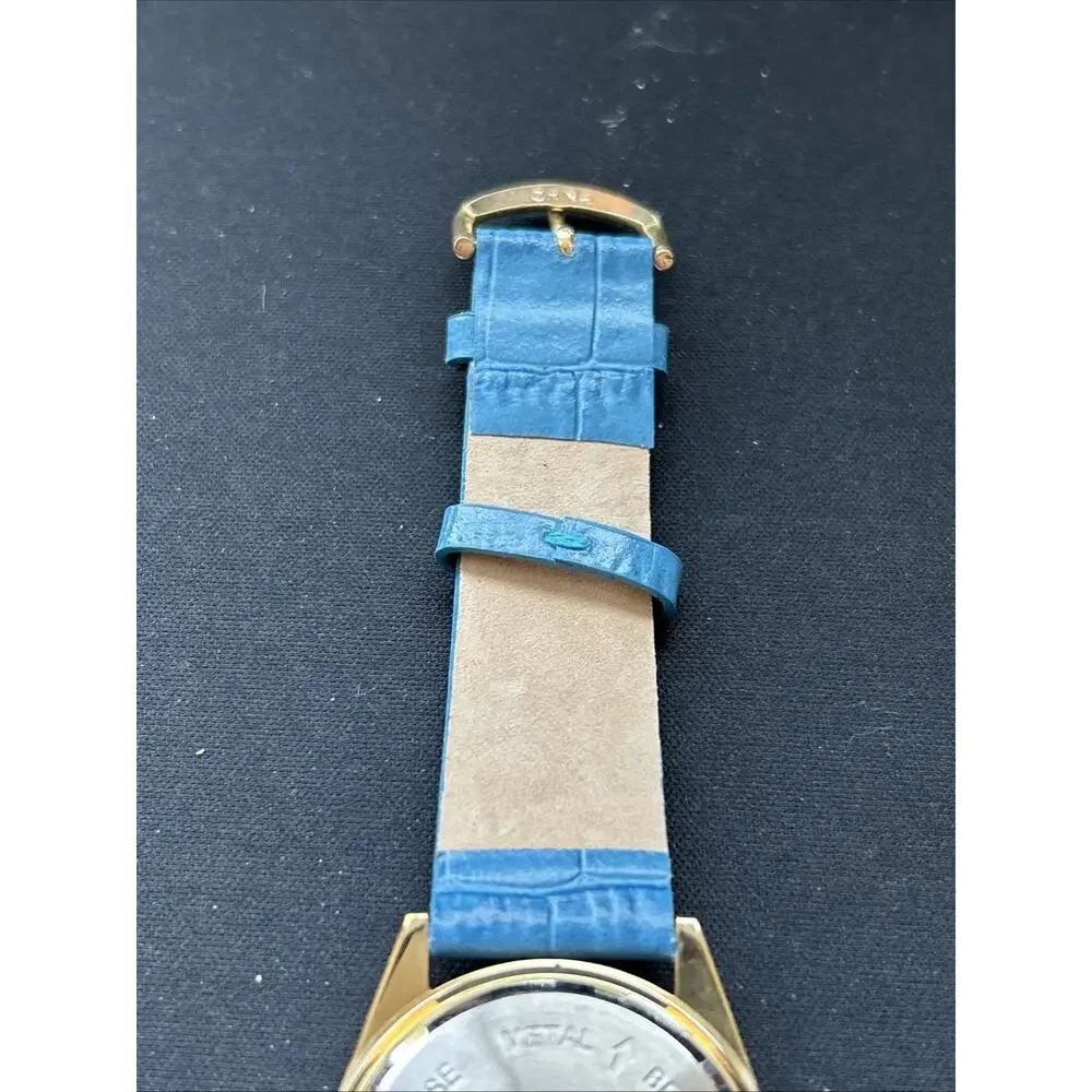 Gossip gold tone